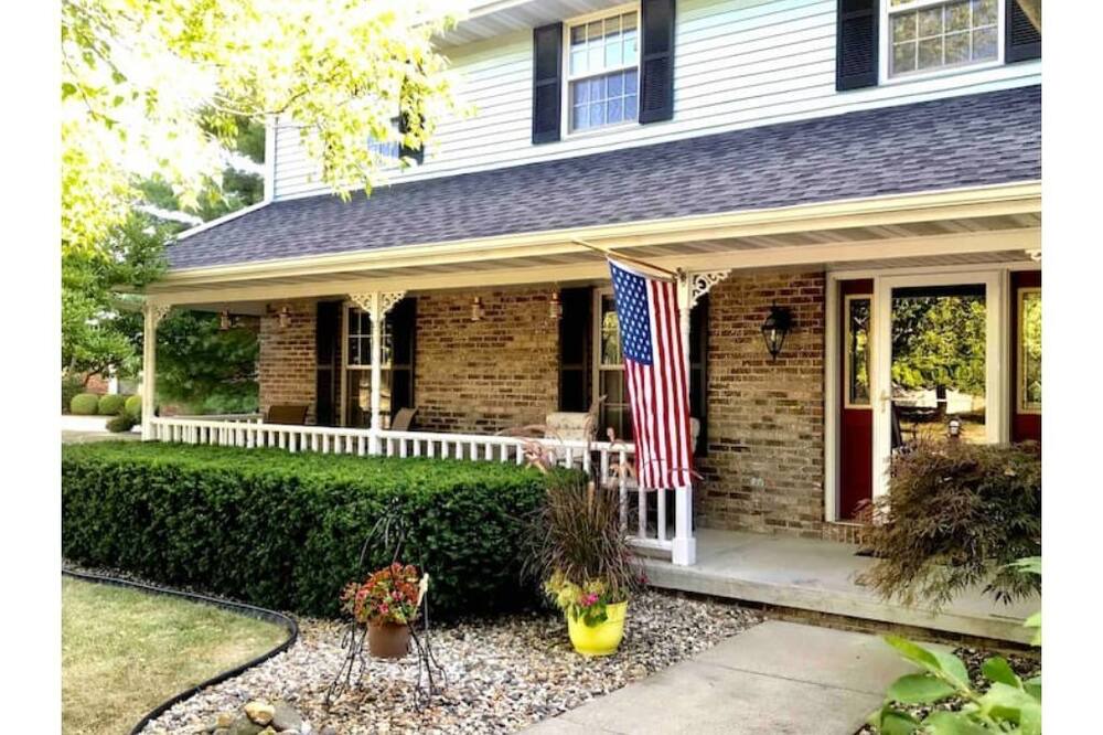 Photo of Outdoor in Champaign
