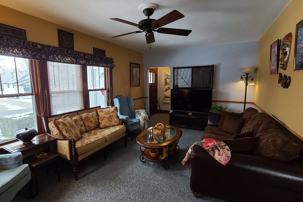 Photo of Livingroom in Lombard
