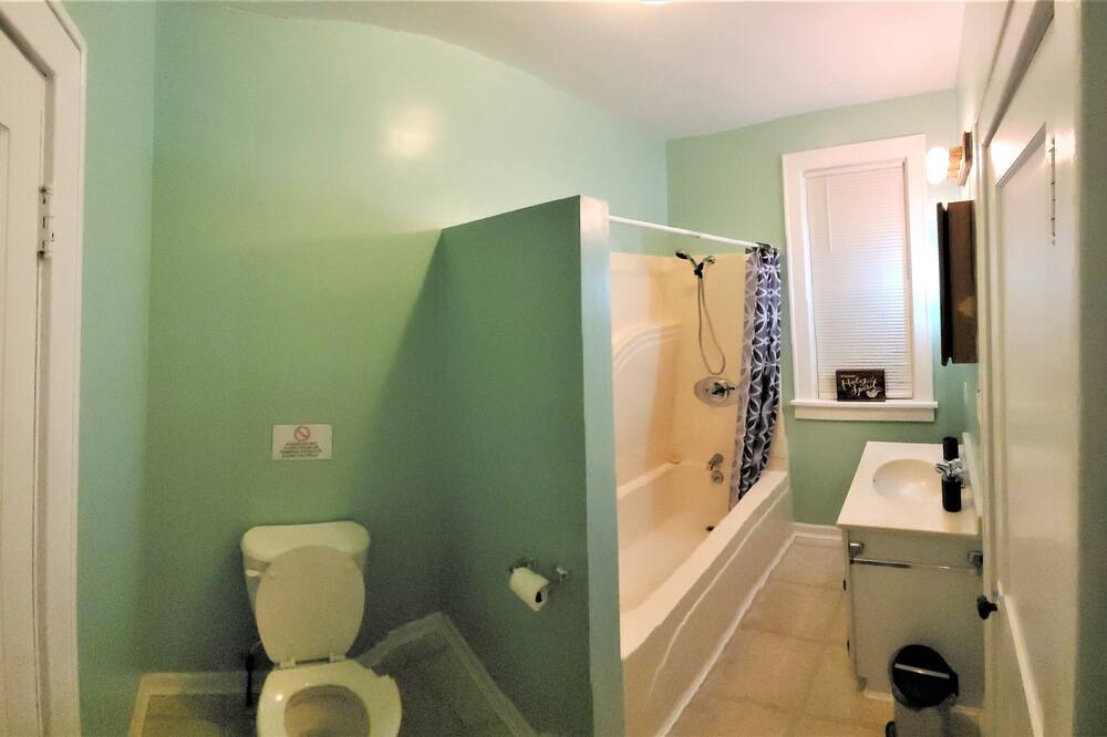 Photo of Bathroom in Highland