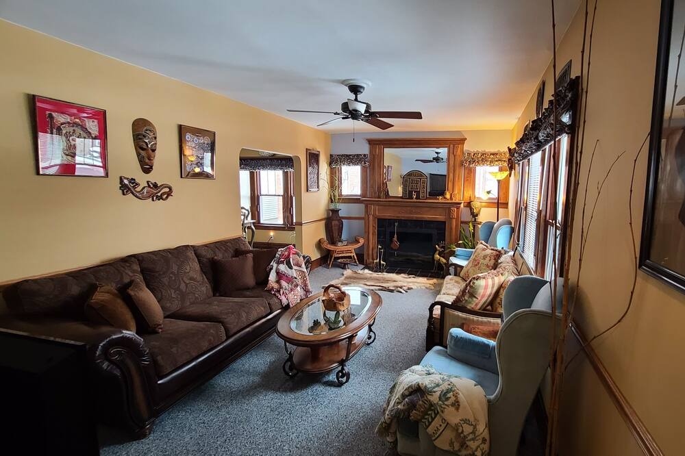 Photo of Livingroom in Lombard
