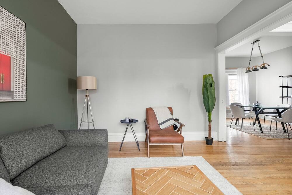 Photo of Livingroom in Park West