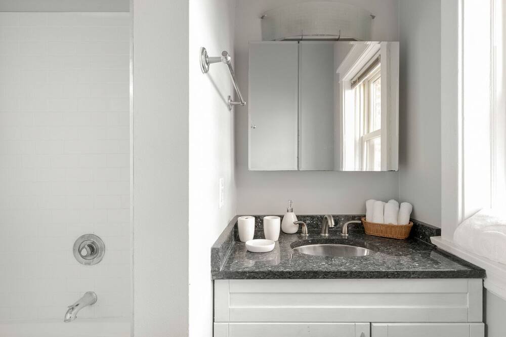 Photo of Bathroom in Park West