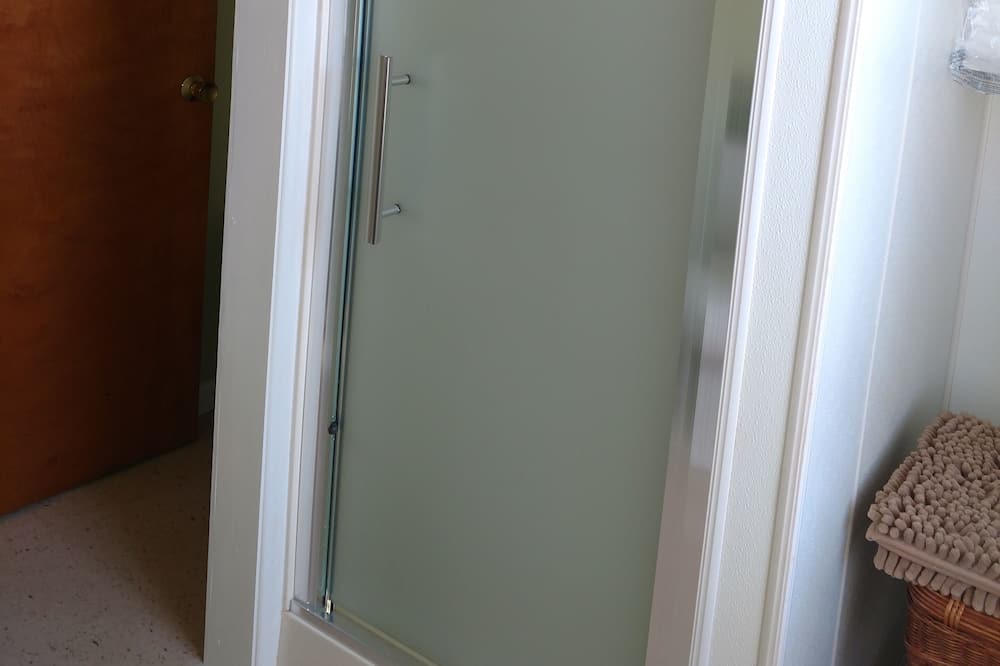 Photo of Bathroom in Ipava