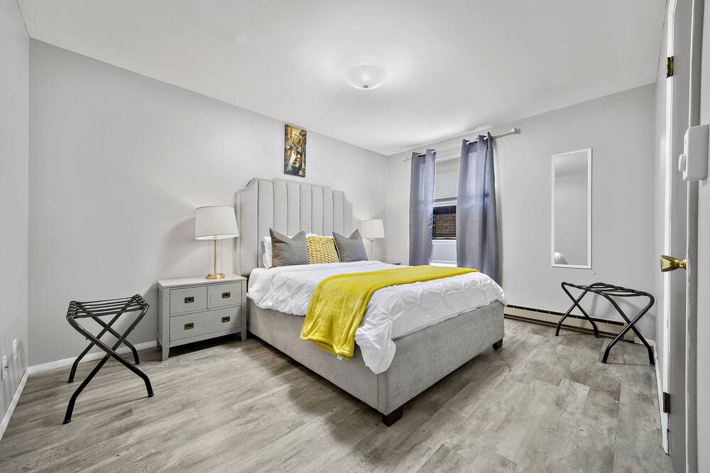 Photo of Bedroom in Montgomery