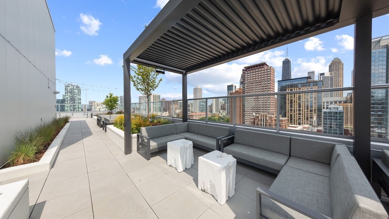 Photo of Outdoor in Near North Side