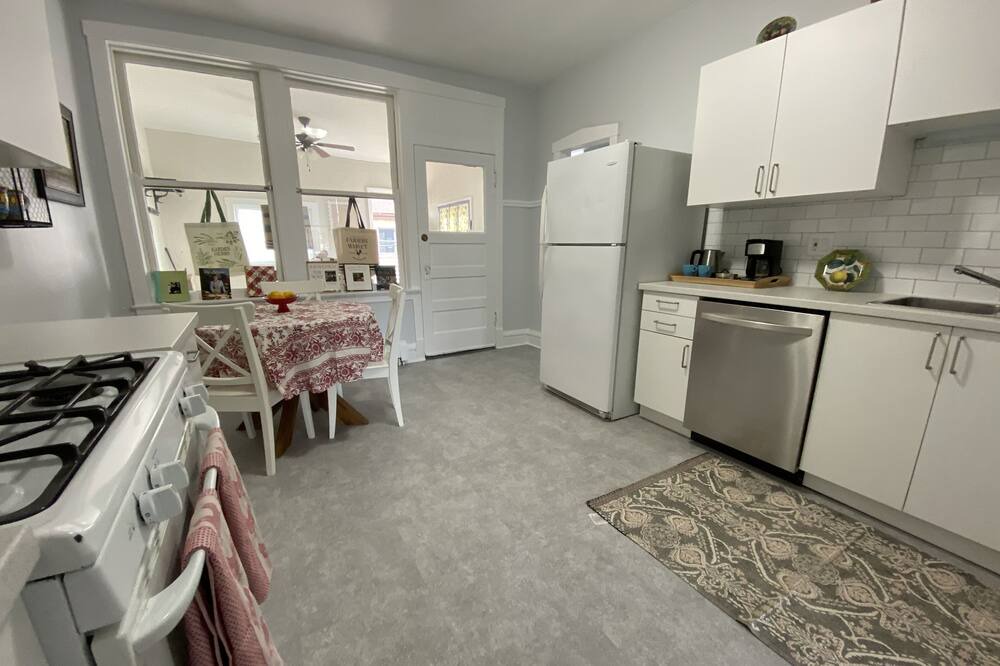 Photo of Kitchen in Forest Park