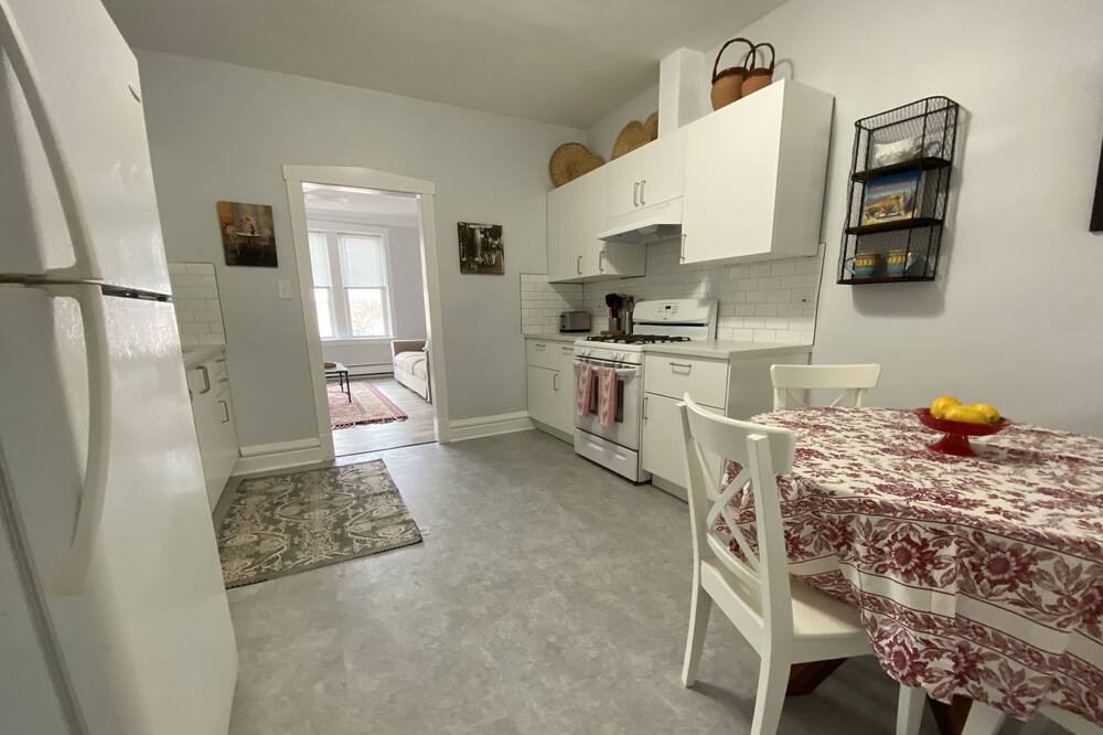 Photo of Kitchen in Forest Park