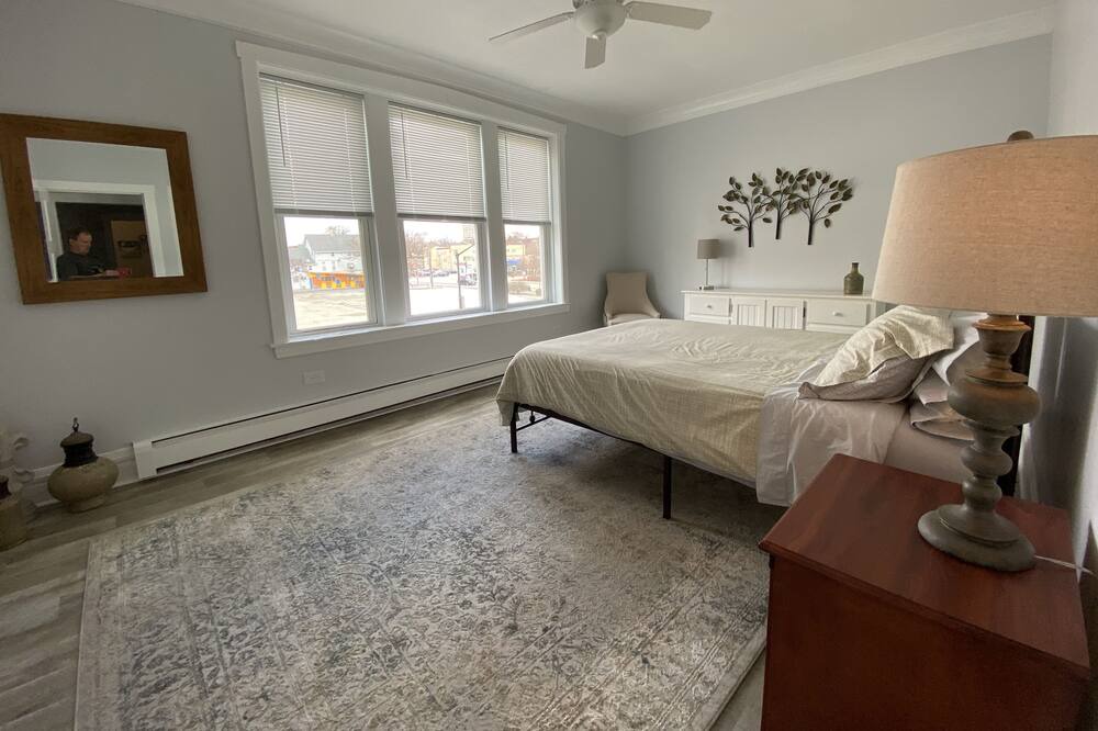 Photo of Bedroom in Forest Park