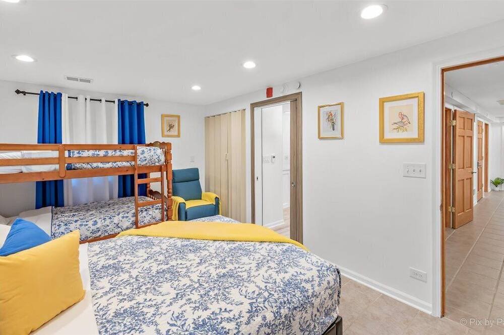Photo of Bedroom in Plato Center