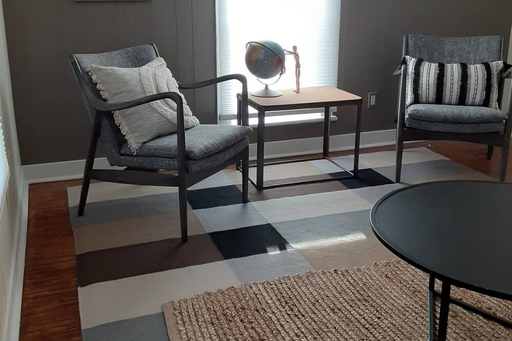 Photo of Livingroom in Harvard