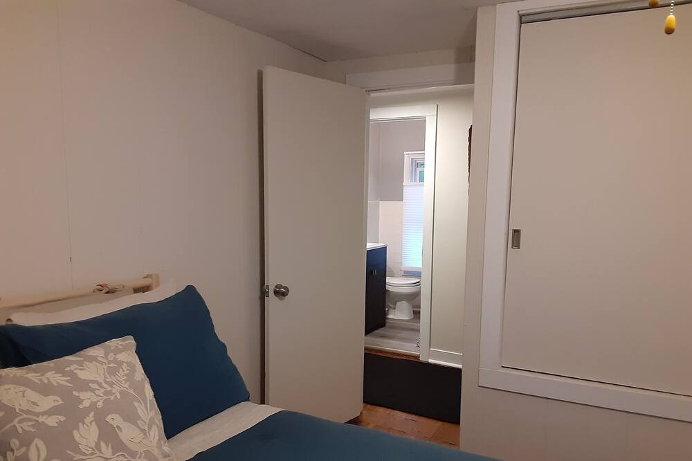 Photo of Bedroom in Harvard
