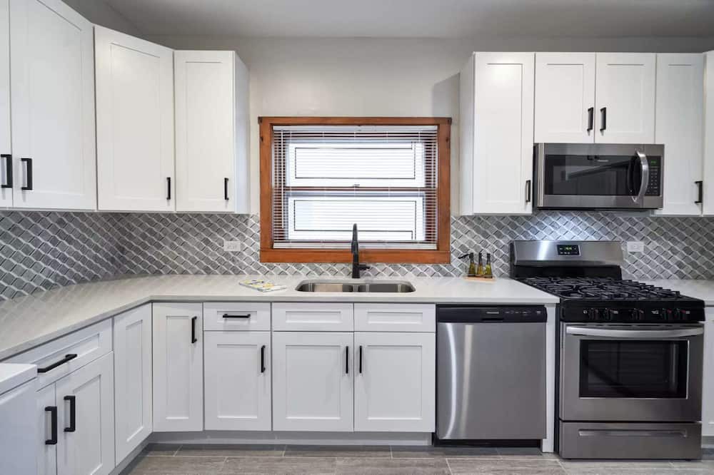 Photo of Kitchen in Ravenswood