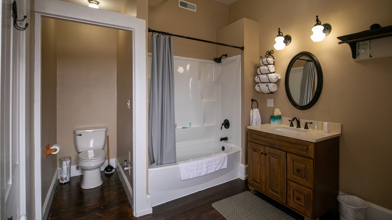 Photo of Bathroom in Nauvoo