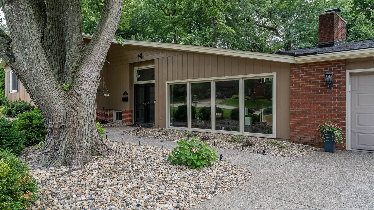 Photo of Outdoor in East Moline