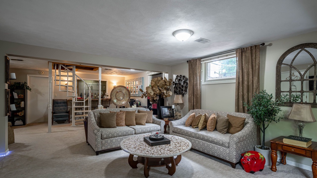 Photo of Livingroom in East Moline