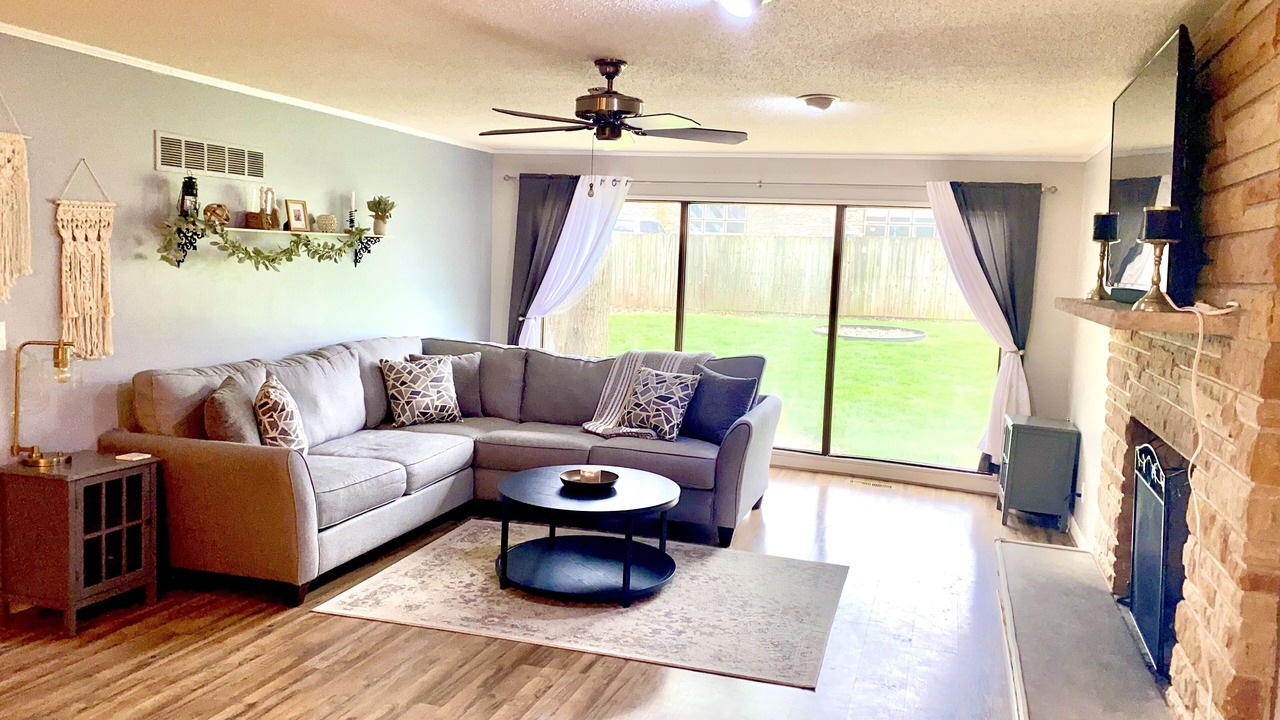 Photo of Livingroom in Springfield