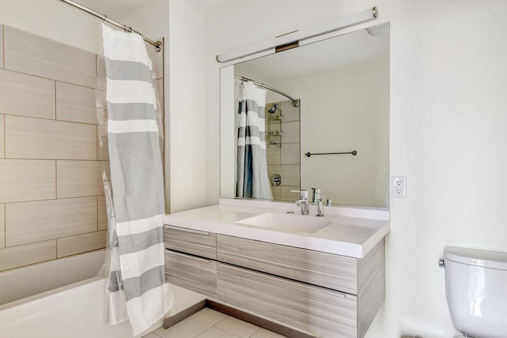 Photo of Bathroom in Bucktown