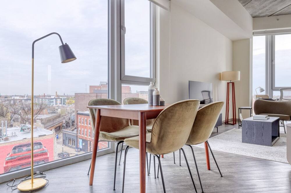 Photo of Livingroom in Bucktown