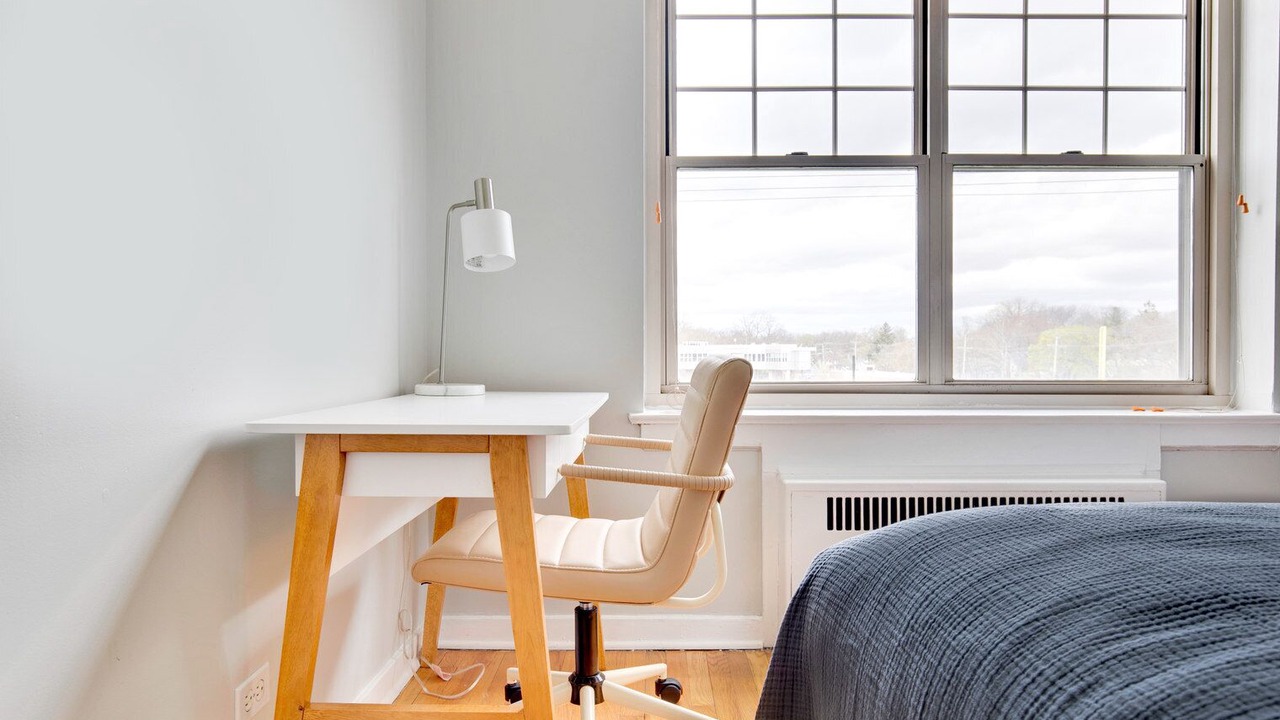 Photo of Bedroom in Evanston