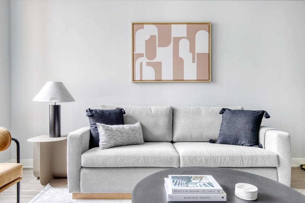 Photo of Livingroom in Arlington Heights