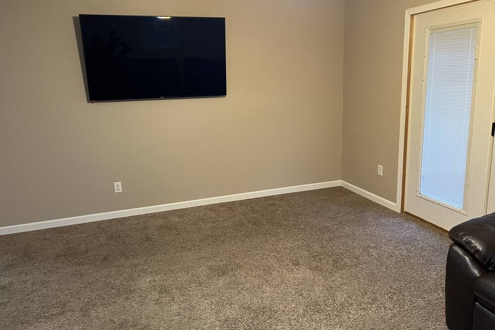 Photo of Bedroom in Akin