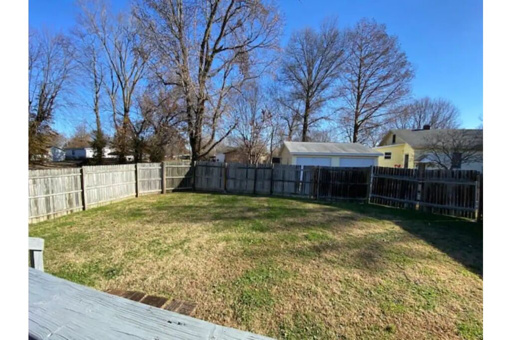 Photo of Outdoor in Carterville