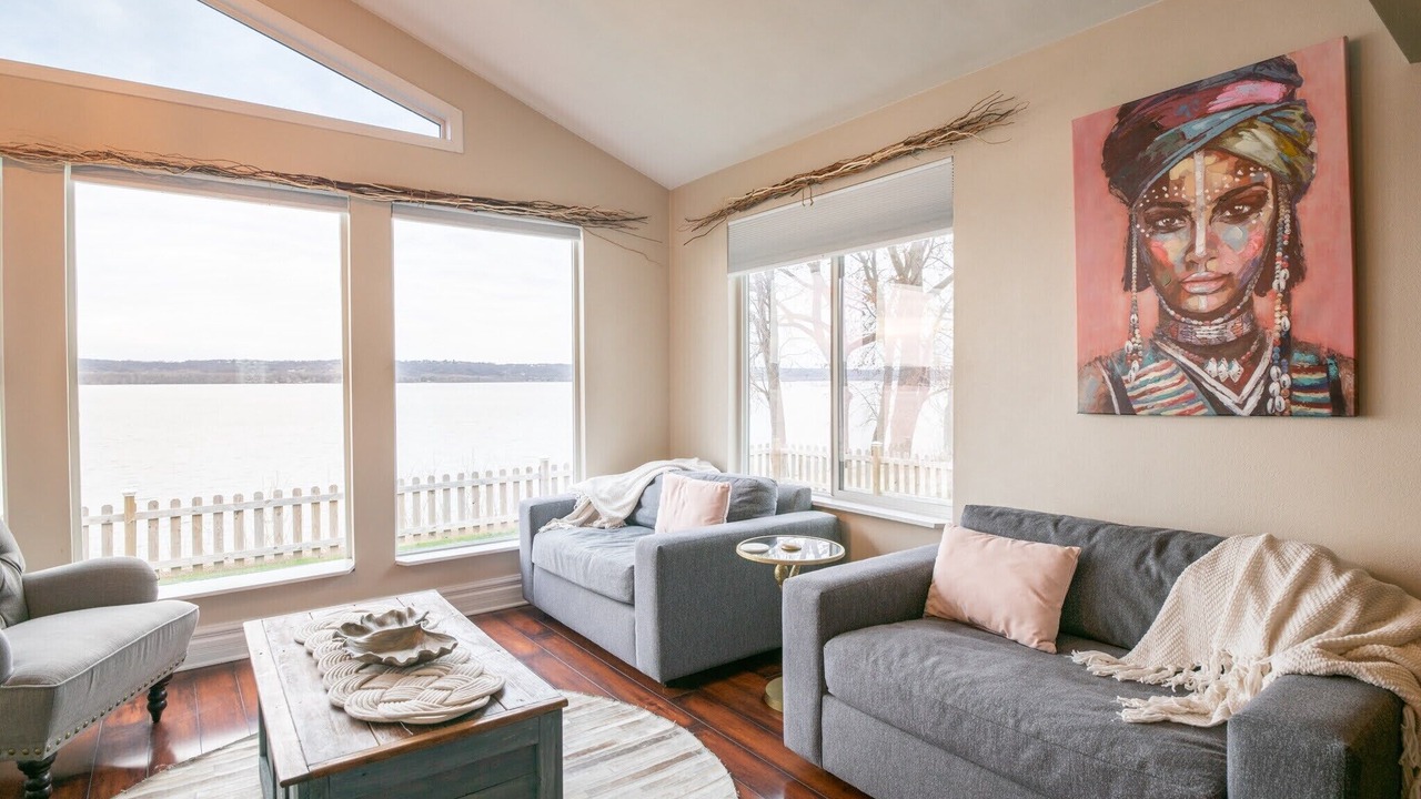 Photo of Livingroom in Peoria Heights