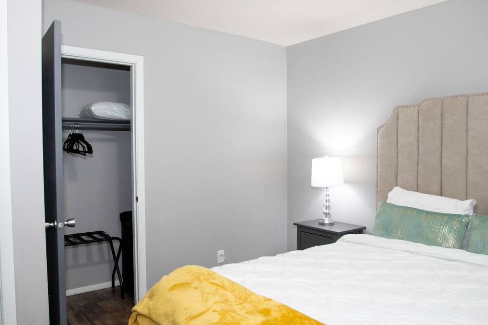 Photo of Bedroom in Montgomery