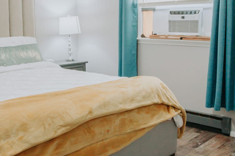 Photo of Bedroom in Montgomery