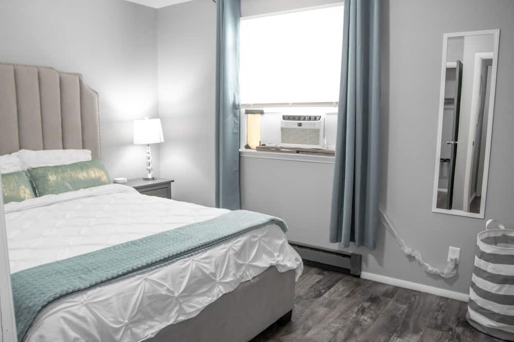 Photo of Bedroom in Montgomery