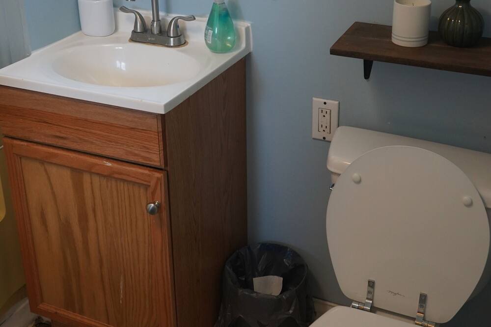 Photo of Bathroom in Aurora