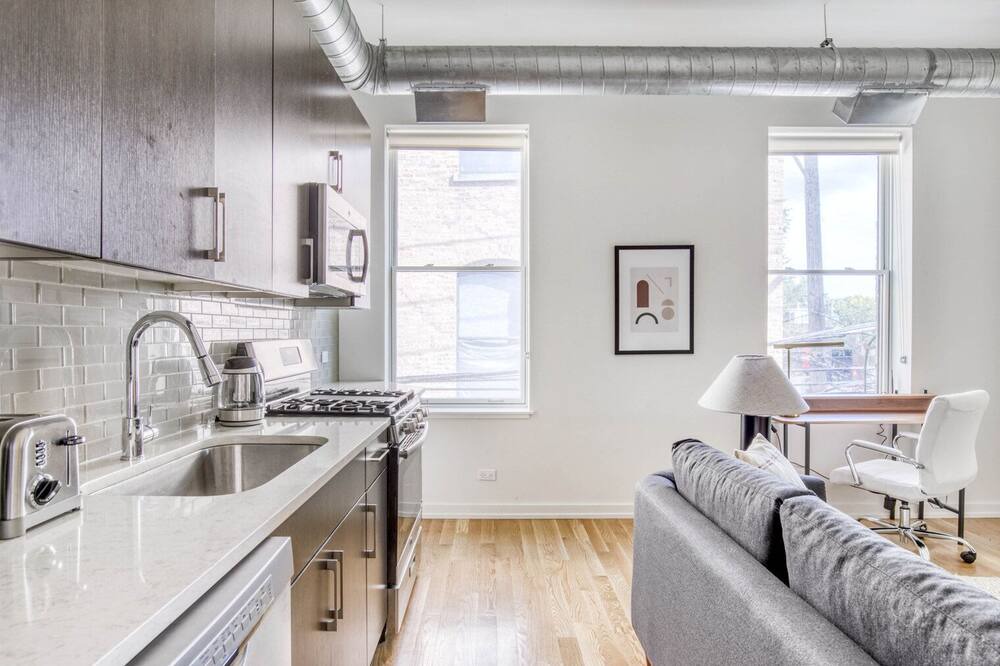 Photo of Bedroom in Wicker Park