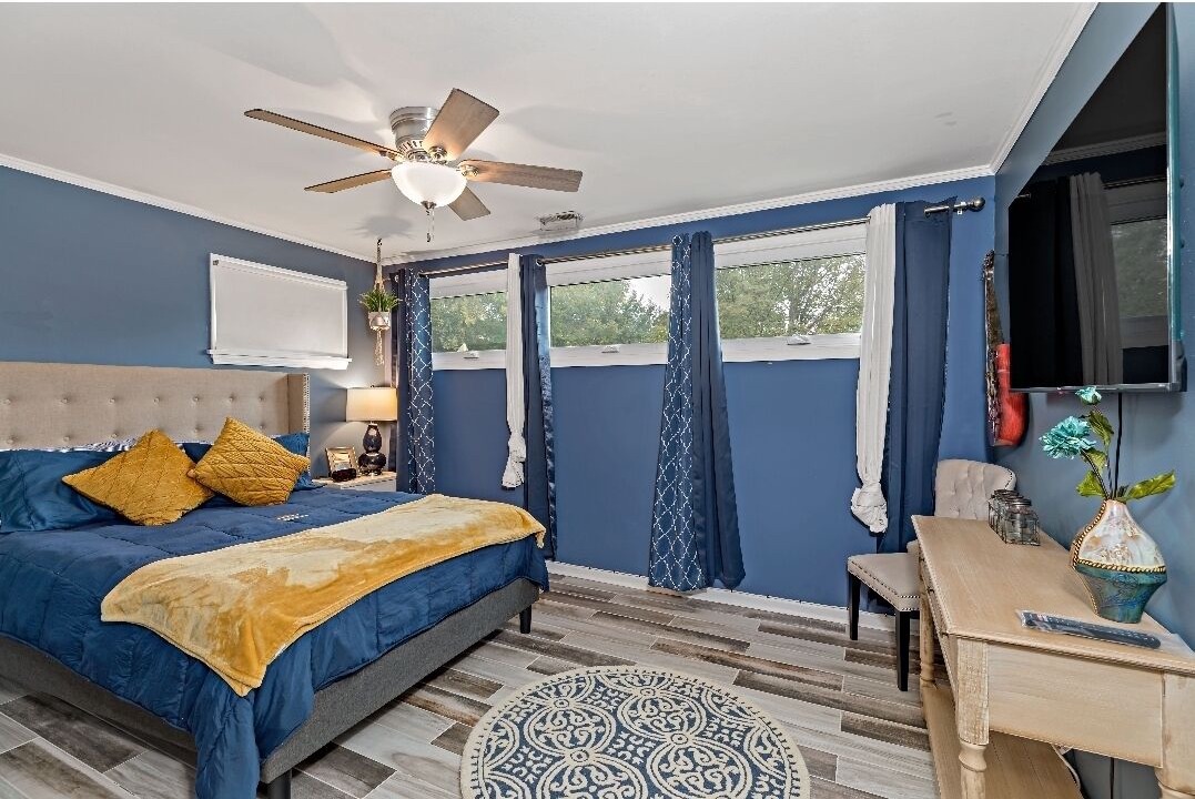 Photo of Bedroom in East Hazel Crest