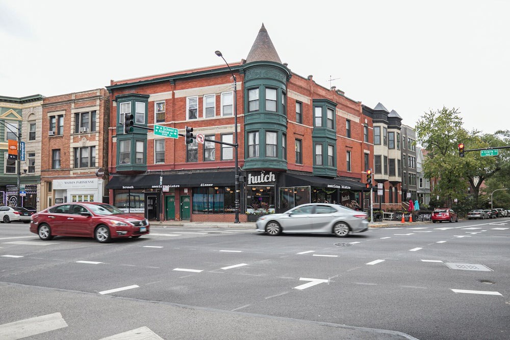 Photo of Outdoor in Lakeview