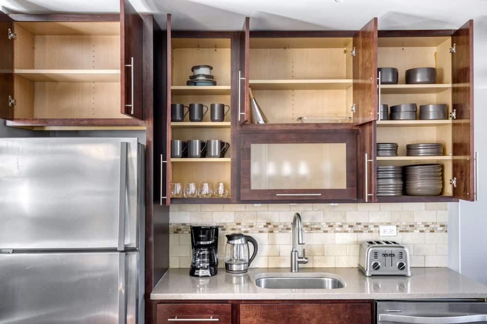Photo of Kitchen in Lakeview