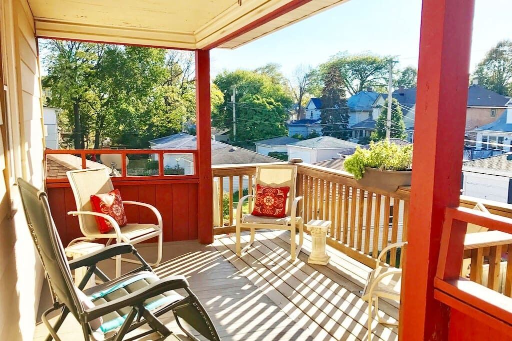 Photo of Outdoor in Oak Park