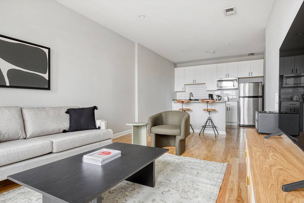 Photo of Livingroom in Lakeview