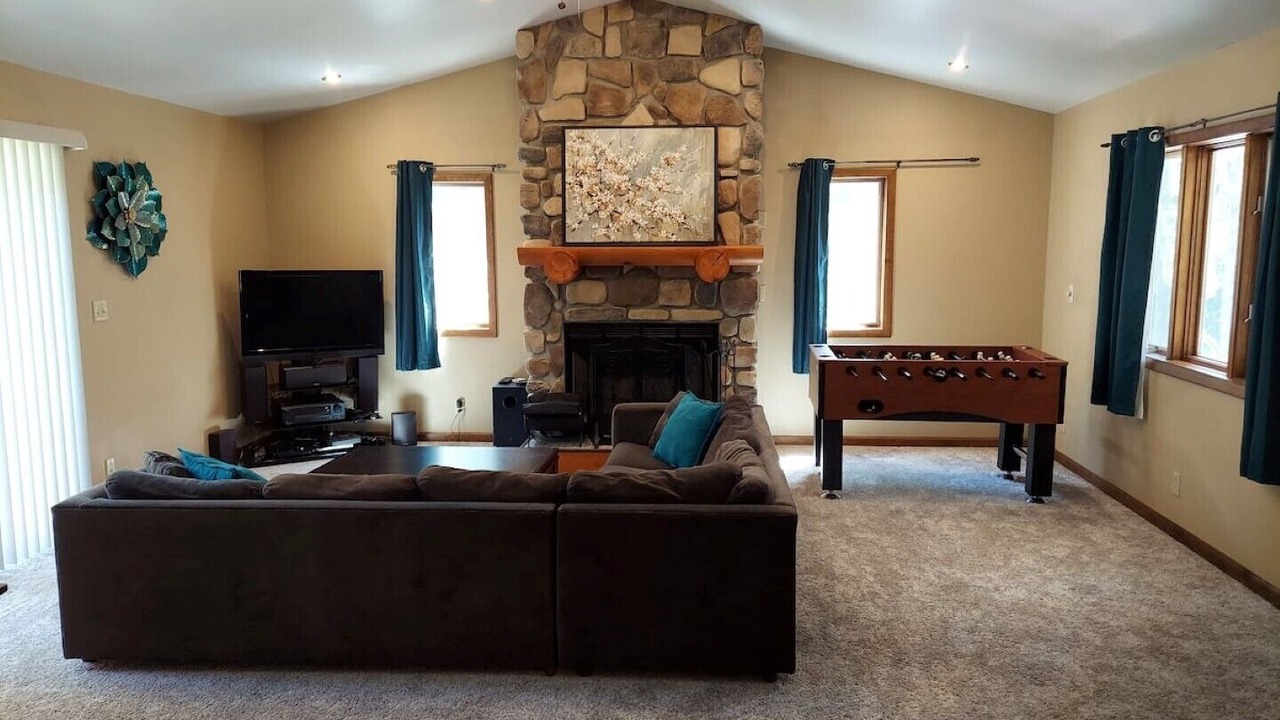 Photo of Livingroom in Grand Detour