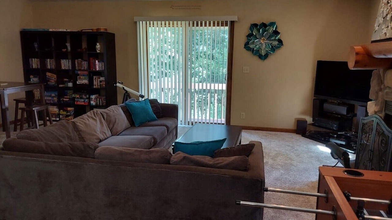 Photo of Livingroom in Grand Detour