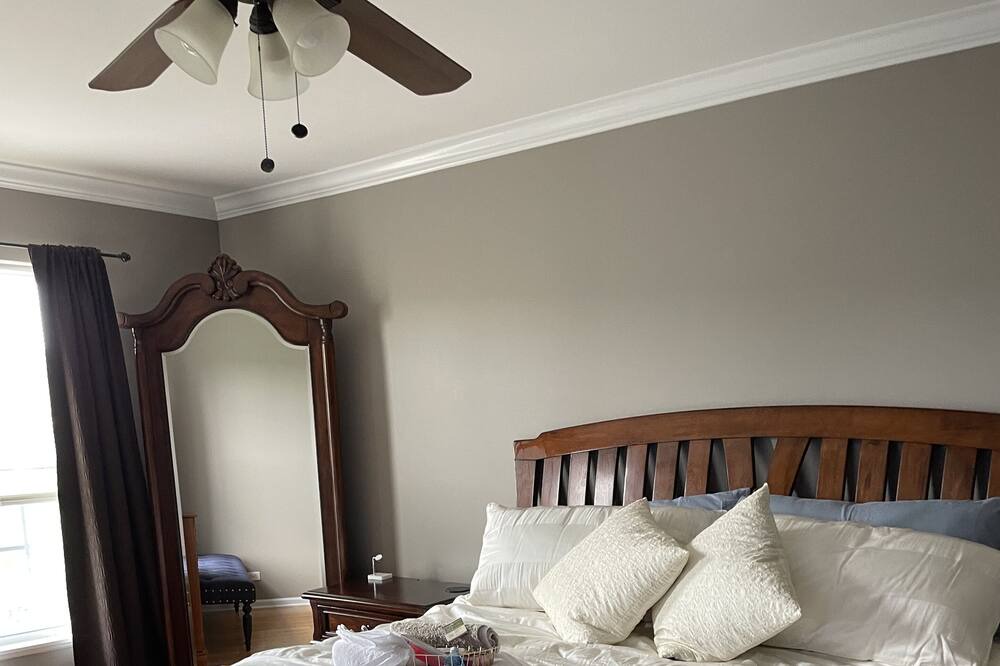 Photo of Bedroom in Willow Springs