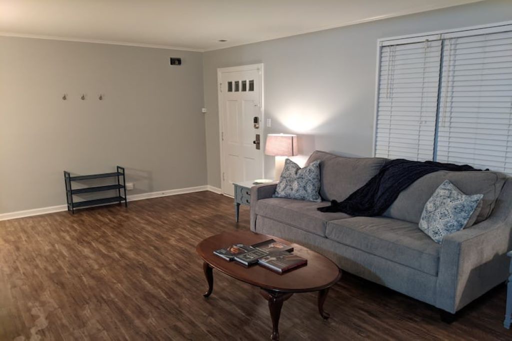 Photo of Livingroom in Homewood