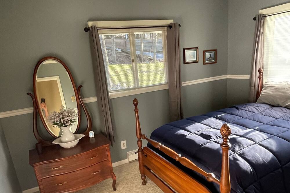 Photo of Bedroom in Goreville