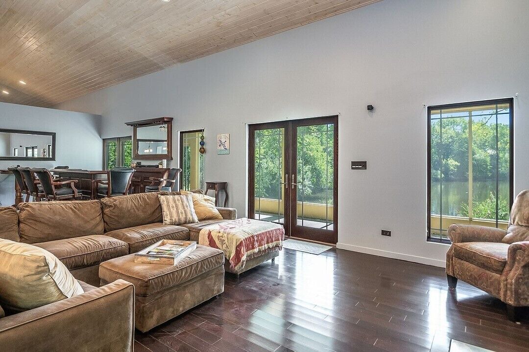 Photo of Livingroom in Ottawa