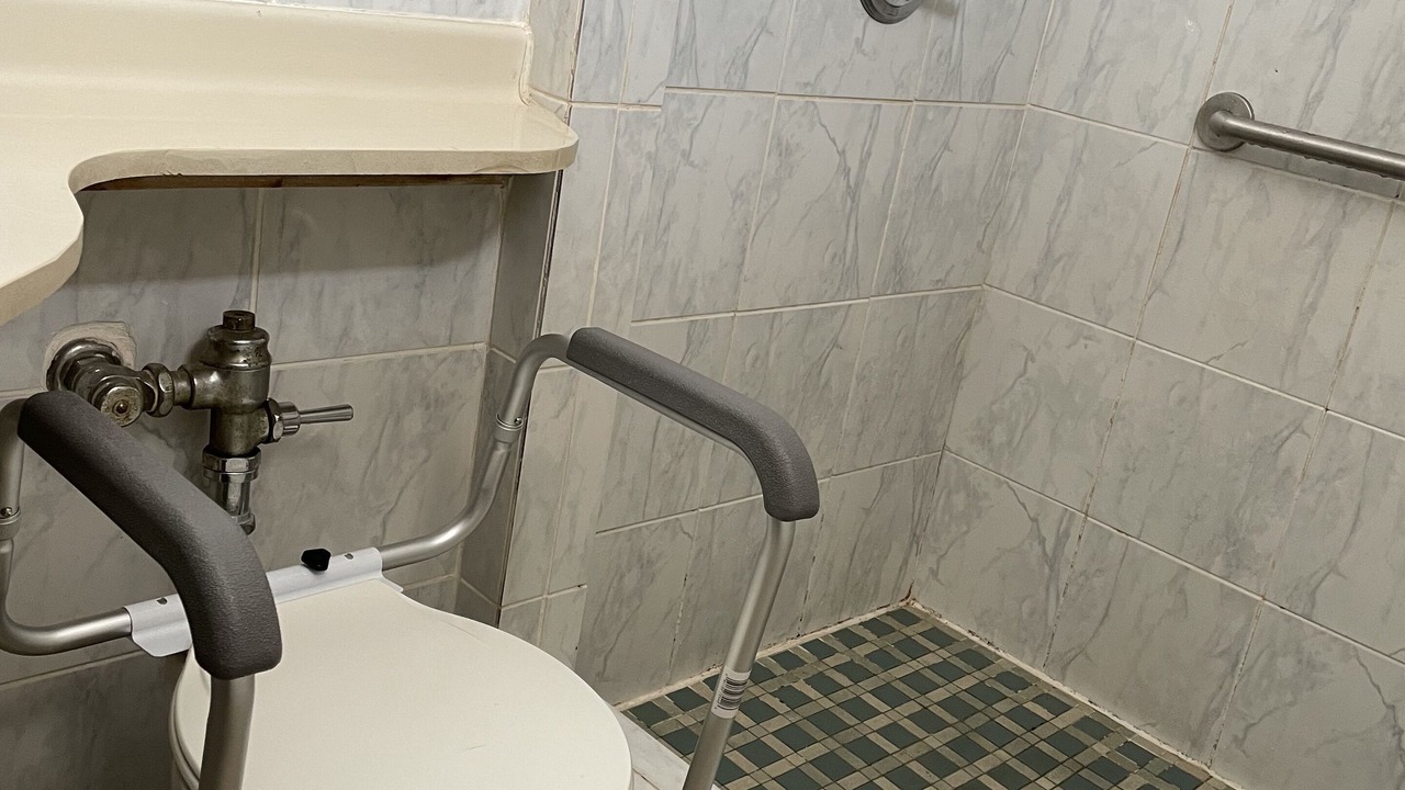 Photo of Bathroom in Rock Island