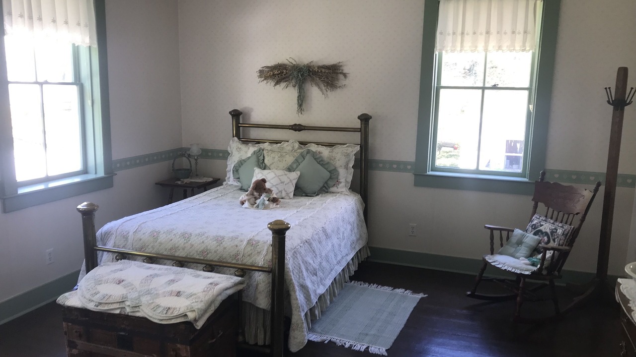 Photo of Bedroom in Maeystown
