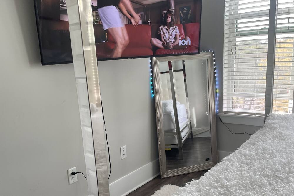 Photo of Bedroom in Fox Valley