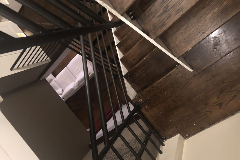 Photo of Bedroom in Pulaski Park