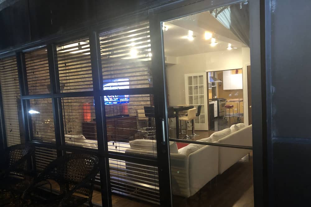 Photo of Bedroom in Pulaski Park