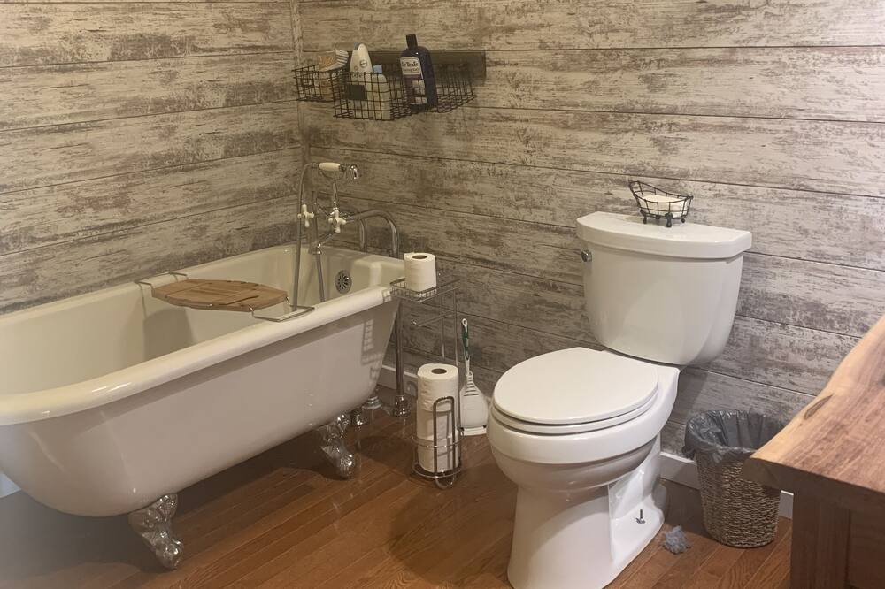 Photo of Bathroom in Ozark