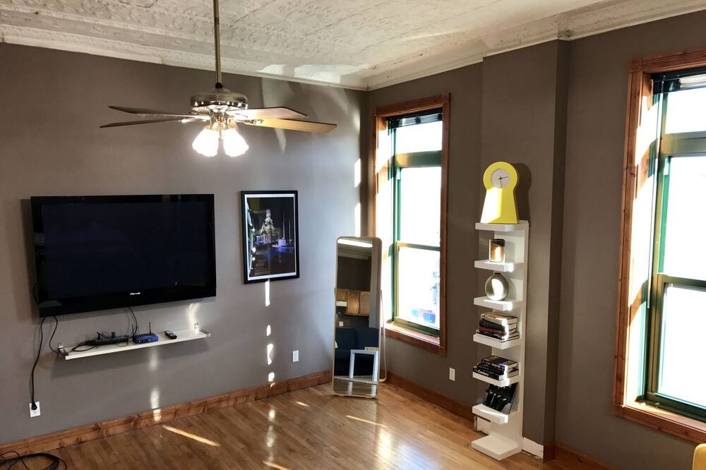Photo of Livingroom in Jerseyville